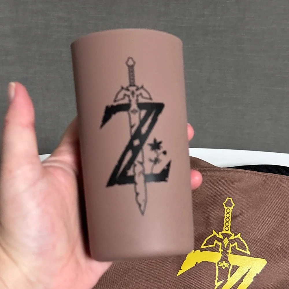 Zelda Breath of the Wild Collectors Messenger Bag Bottle Sleeve Master Sword